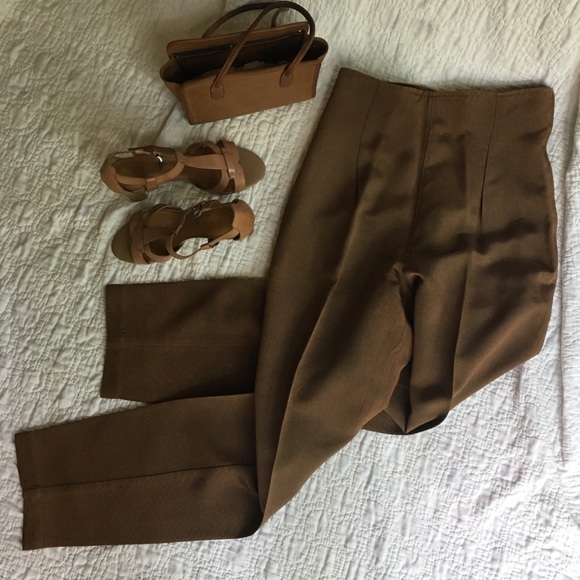 **SOLD** - Picture 6 of 7